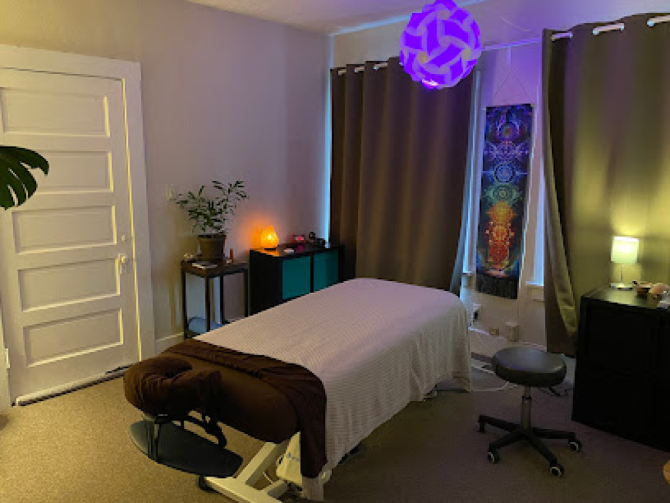 Unwind Massage photo 1
