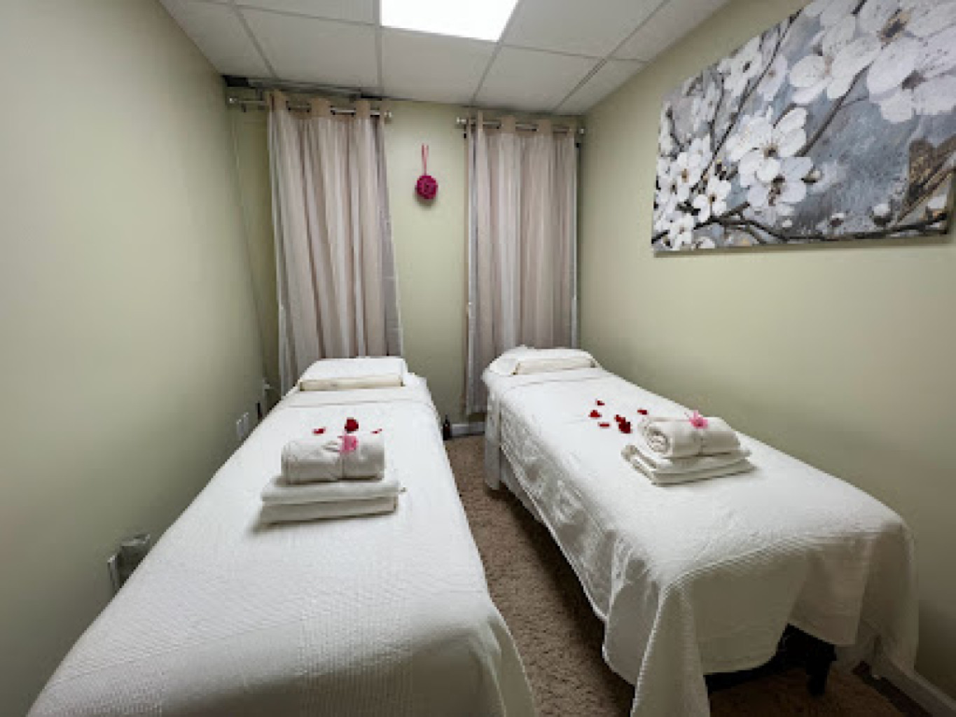 Pattaya Days Spa photo 1