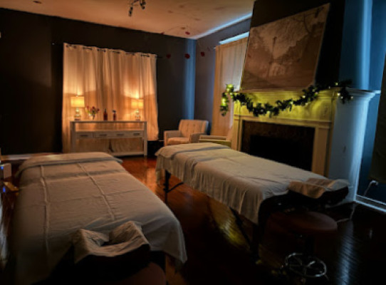 Spearmint Massage listing photo