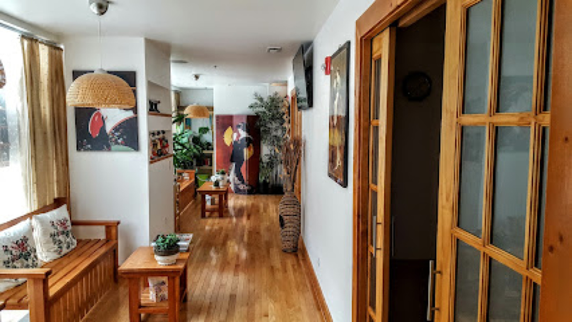 Yamato’s Foot Massage & Bar photo 1