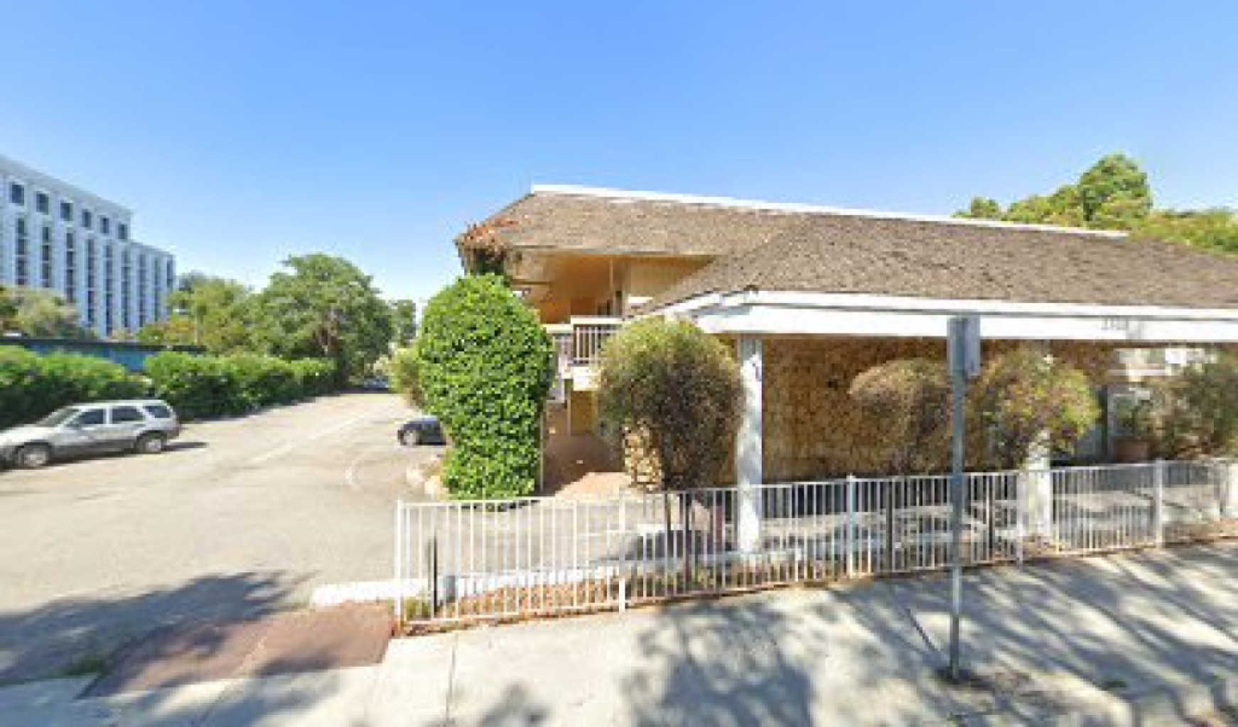 Red Rose spa photo 1