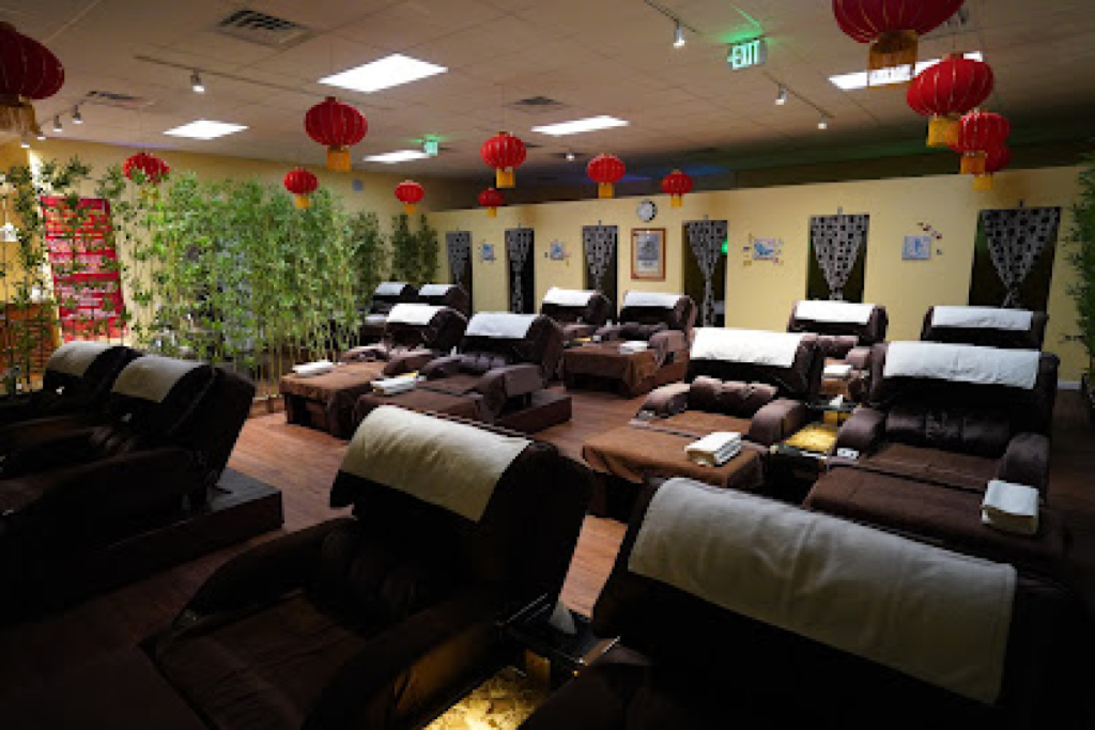 Massage Palace III photo 1