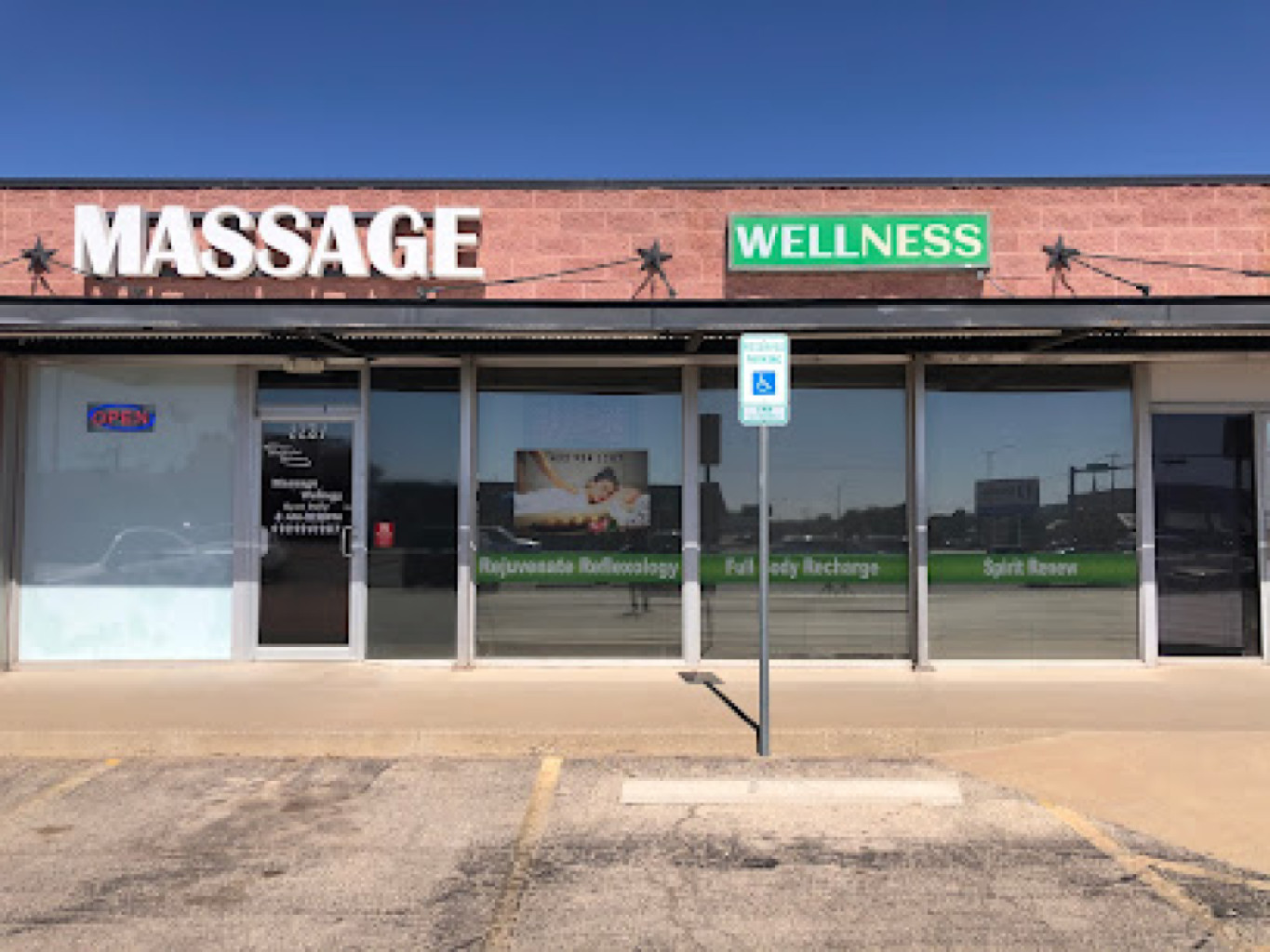 Massage wellness photo 1