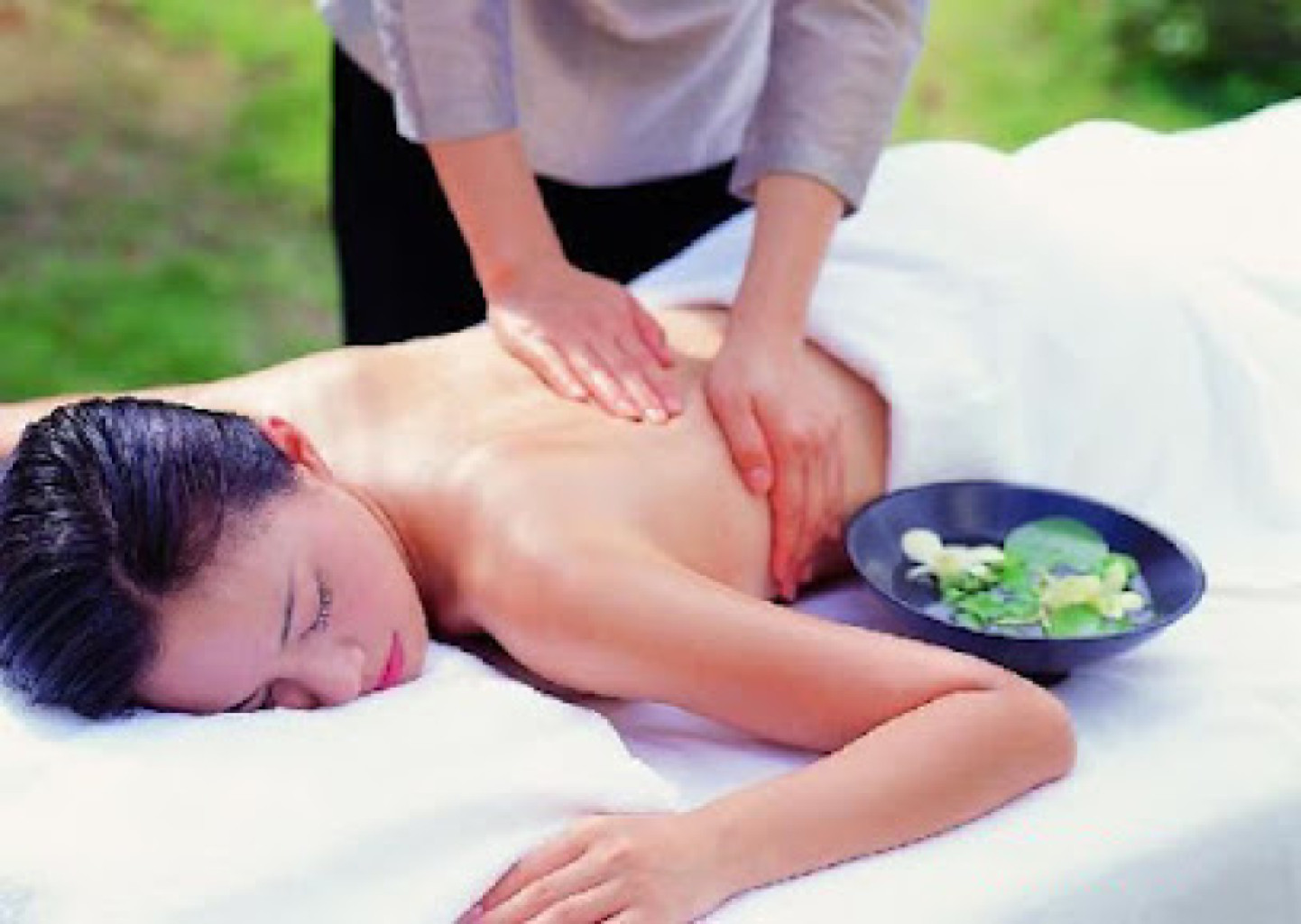 H E Massage photo 1