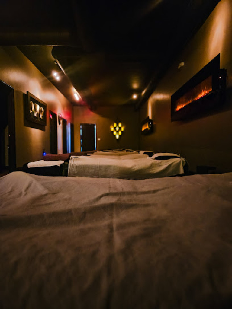 Happy Head Foot Reflexology and Massage photo 1