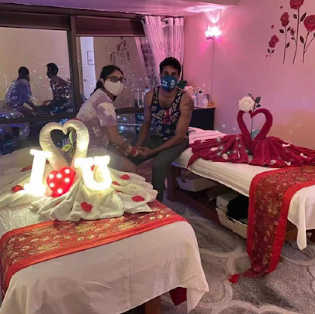 Pink massage photo 1