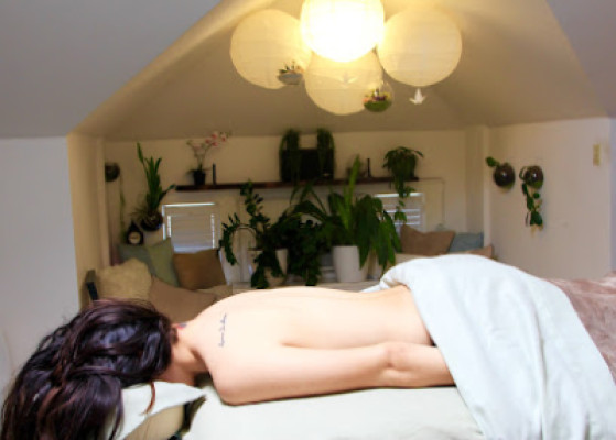 Kuba Uchi House of Massage Golden Hill listing photo