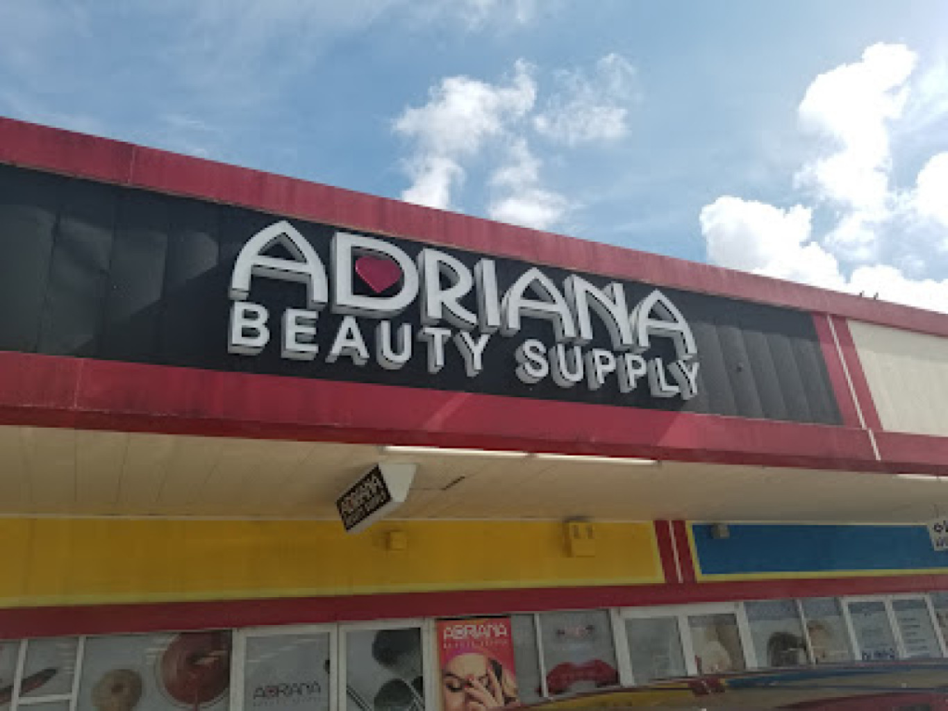 Latinangelspa photo 1
