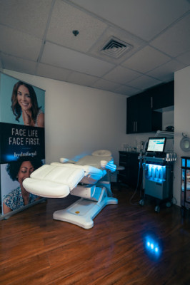 Elle Massage & Spa listing photo
