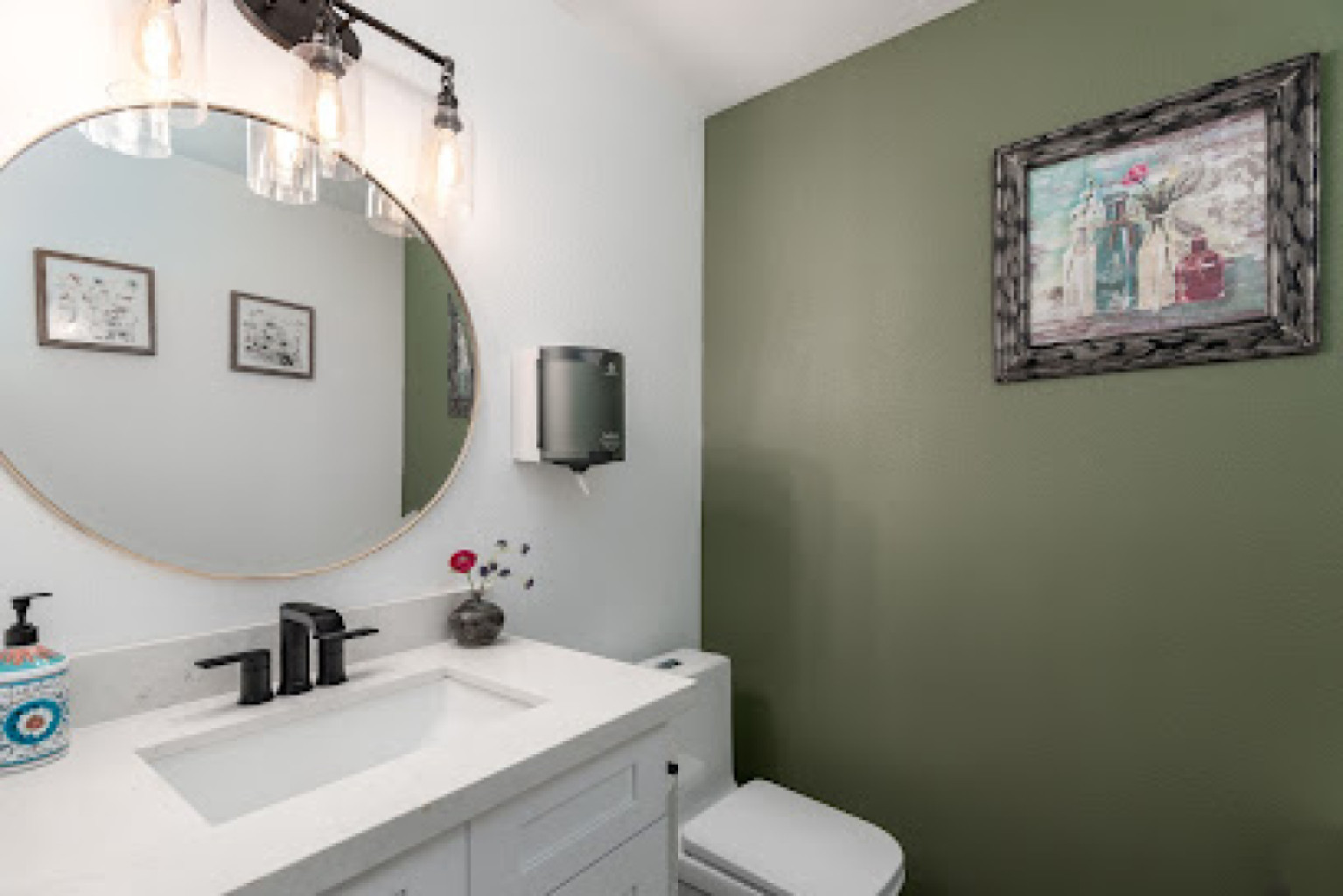 Eastside Oasis photo 1