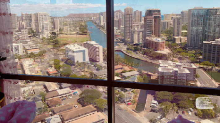 Aloha Me listing photo