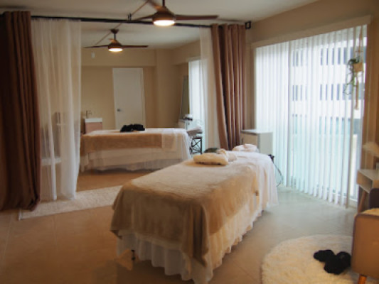 PLUS SPA listing photo
