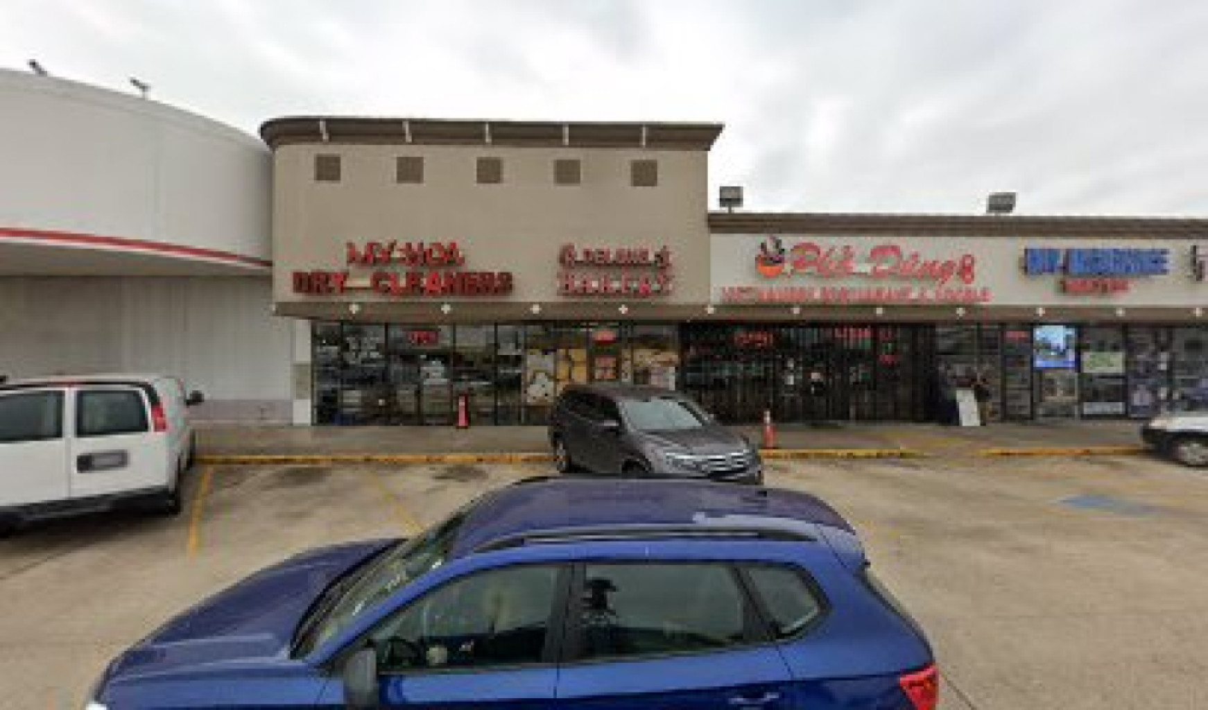 BELLAIRE MASSAGE photo 1