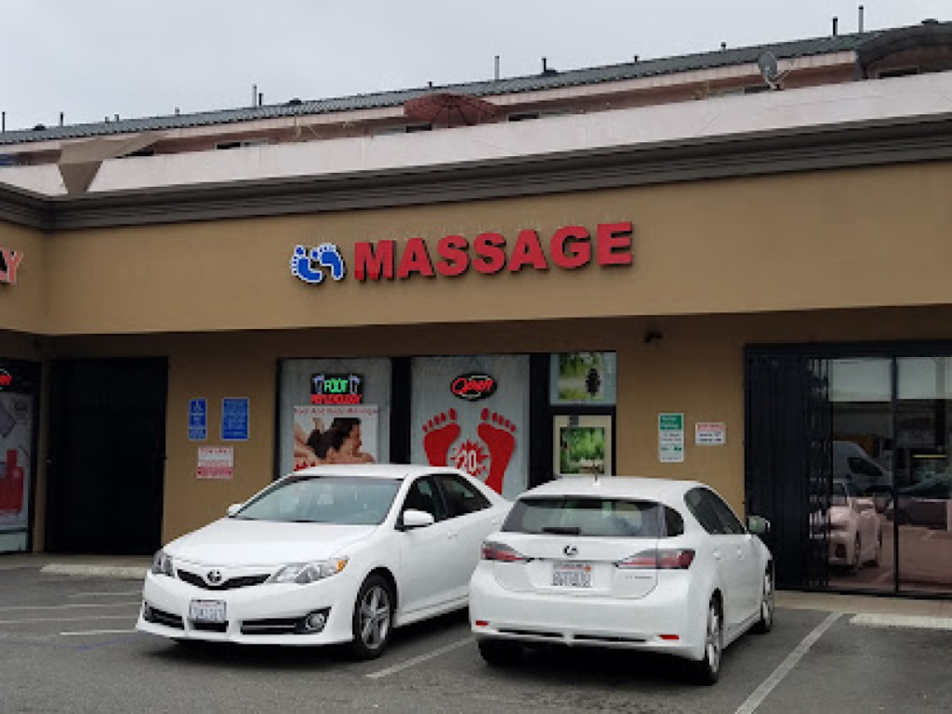J and C Foot Massage photo 1