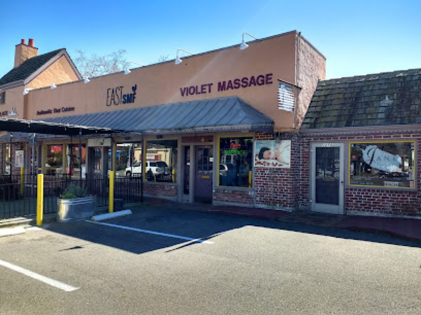 Eight Twenty Eight Massage photo 1