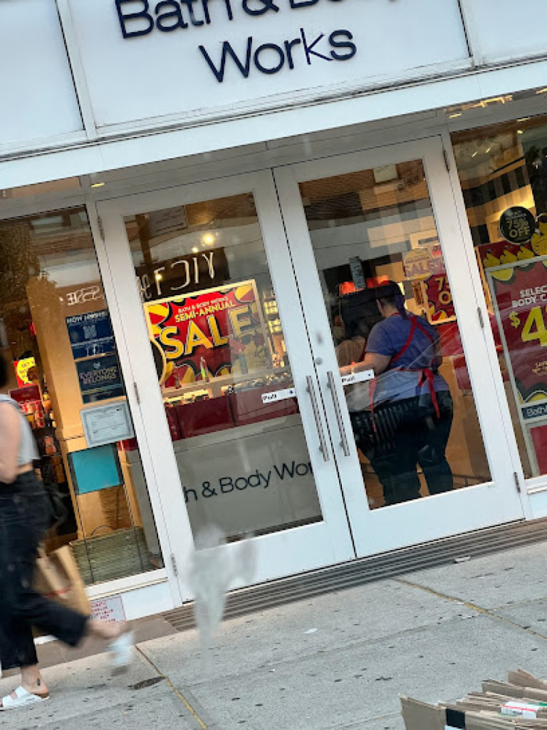 Bath Body Works photo 1