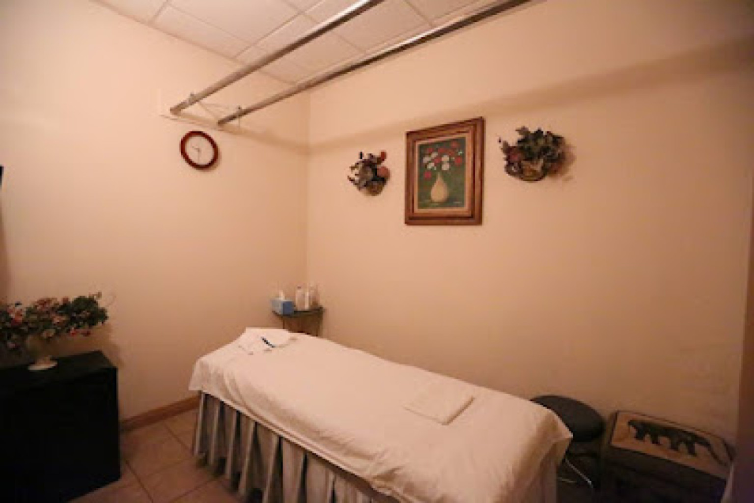Tropicana Massage photo 1