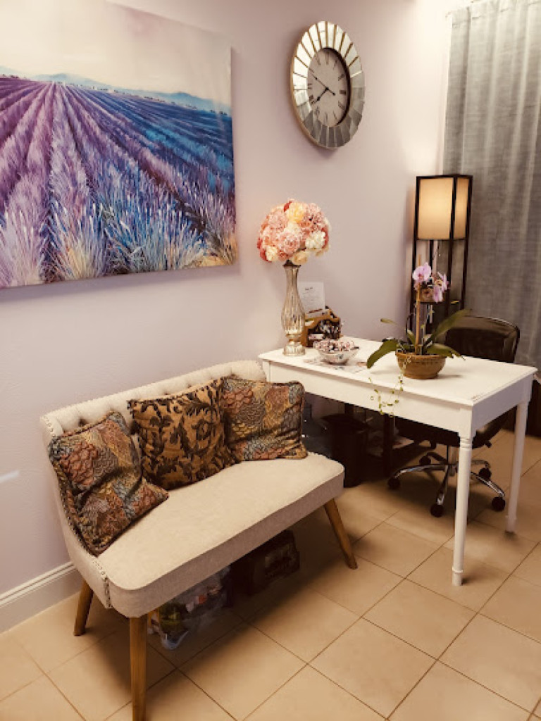 Lavender Massage photo 1