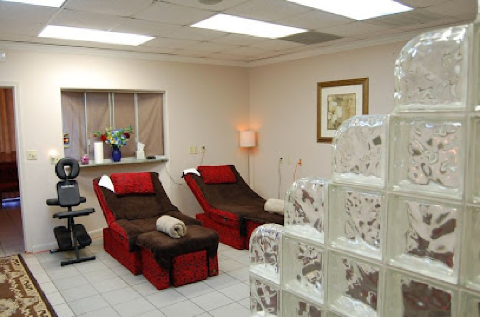 CJ Foot Massage photo 1
