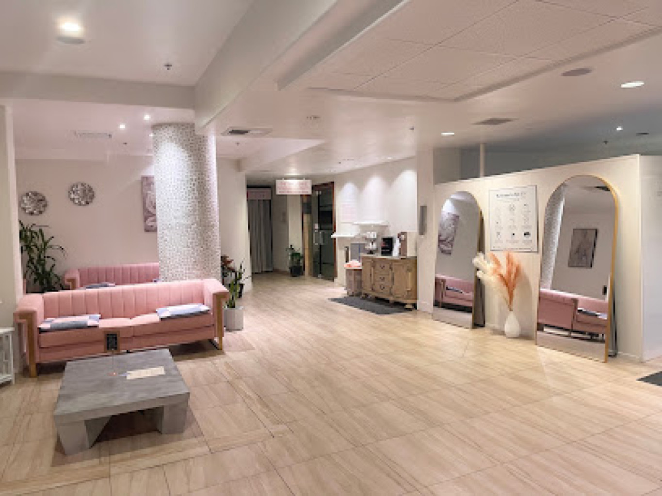 SPA LA photo 1