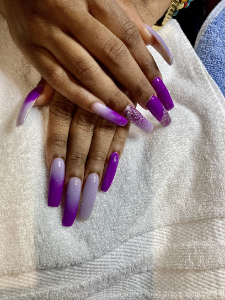 Make Over Nails & More photo 1