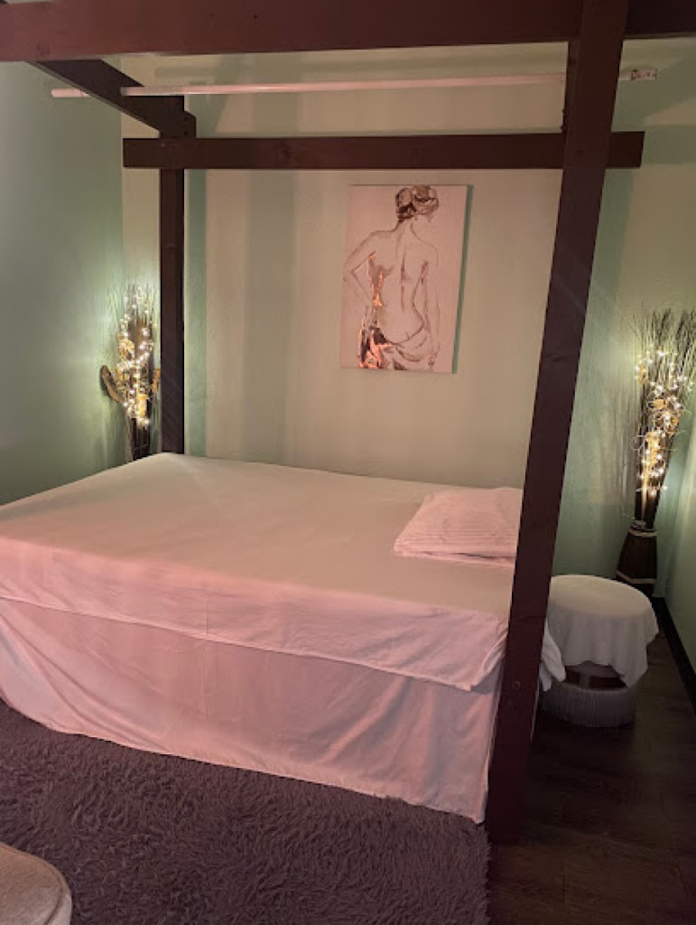 Massage1657 photo 1