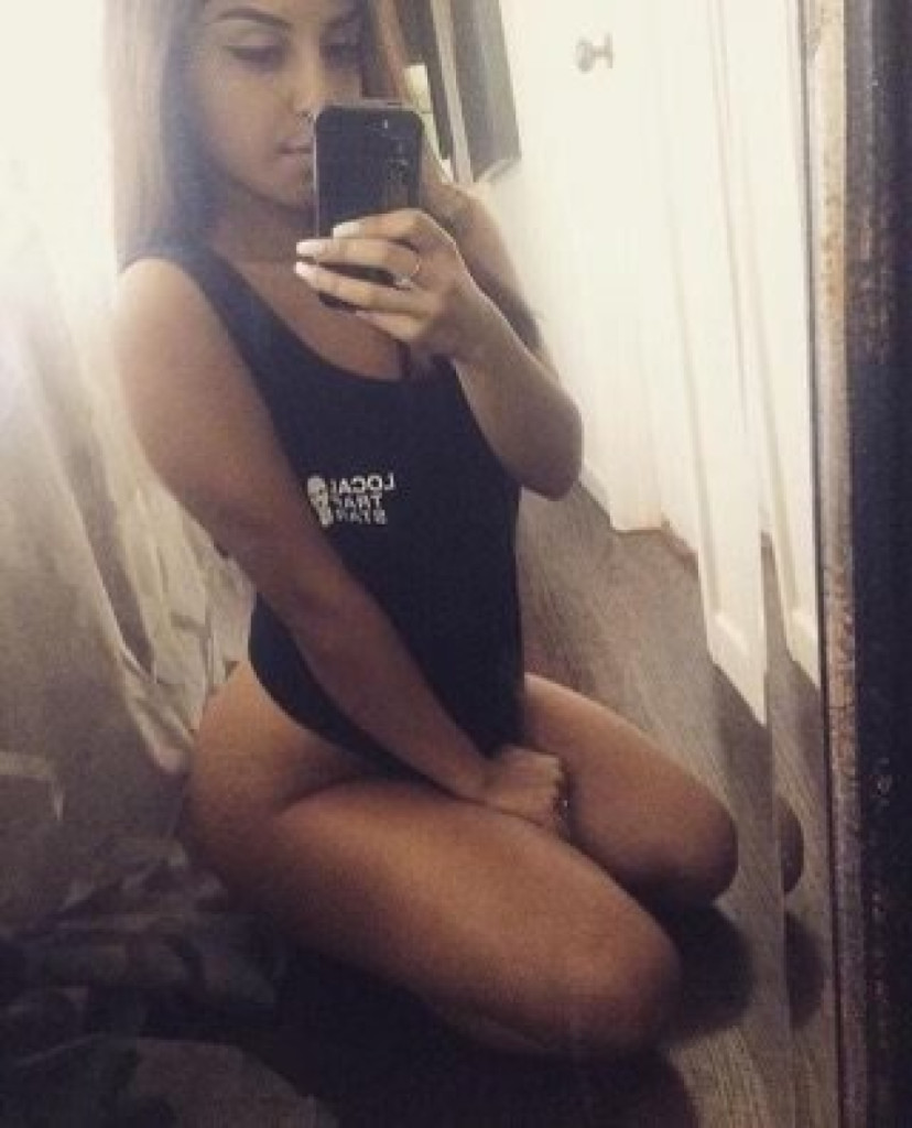 Aashna photo 1