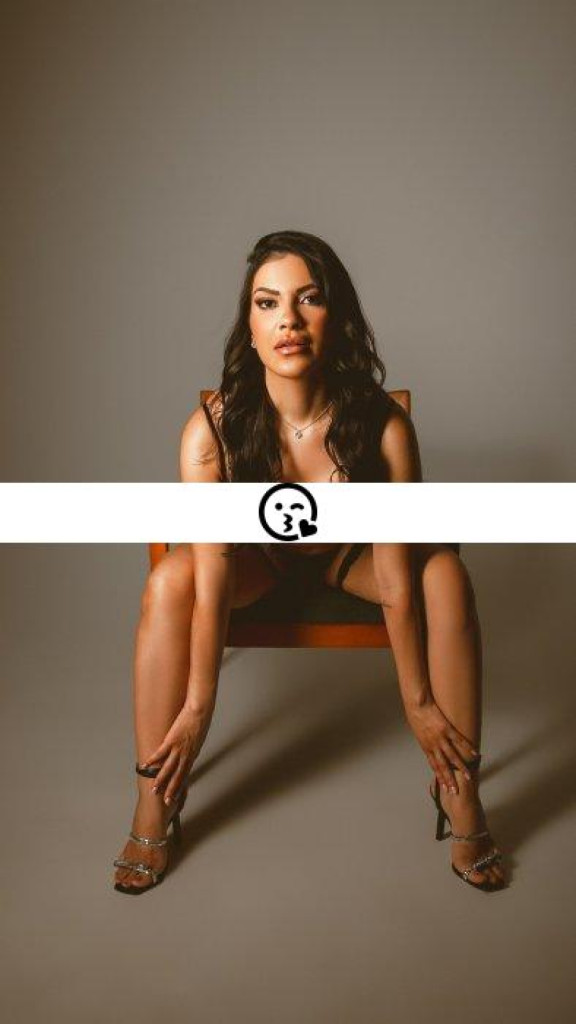 Julia photo 1