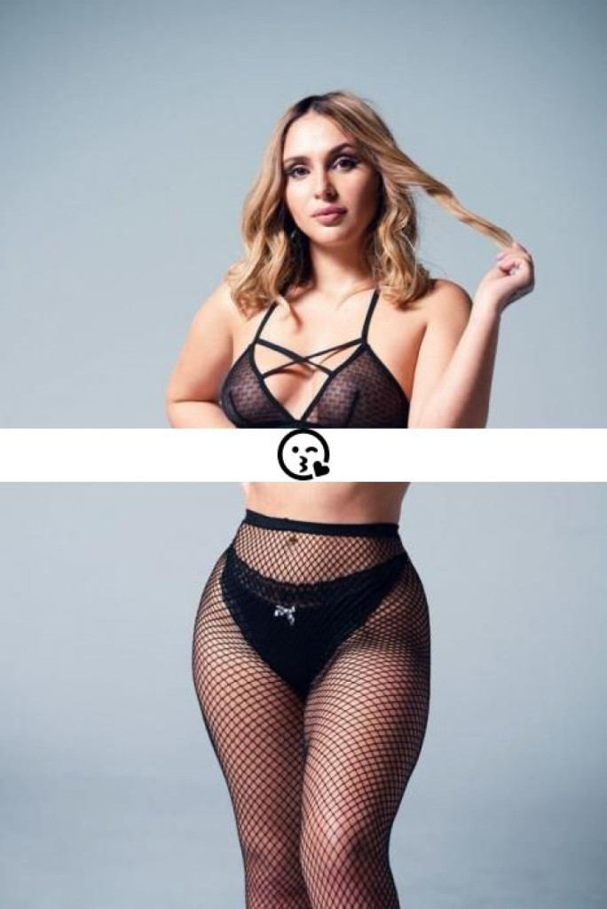 Melani photo 1