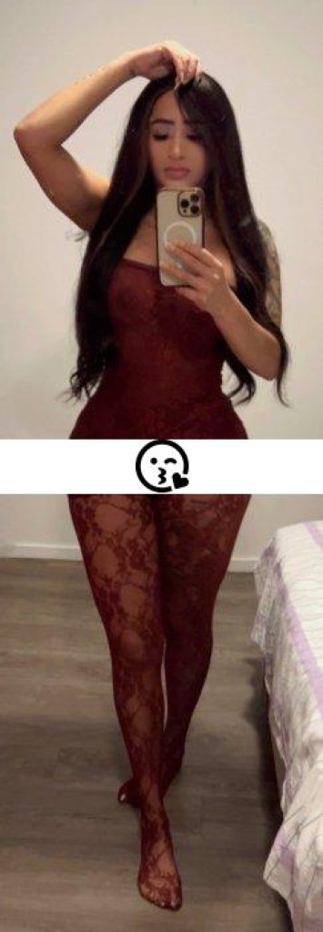 Naomi photo 1