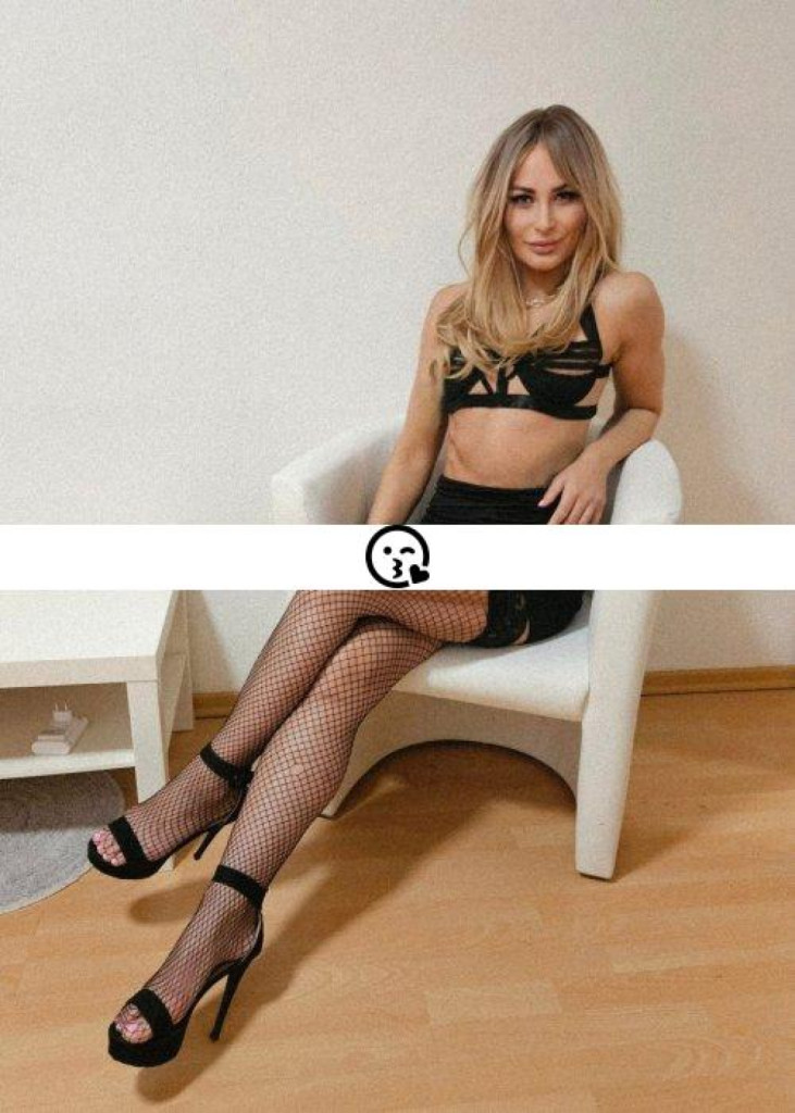 Julia photo 1