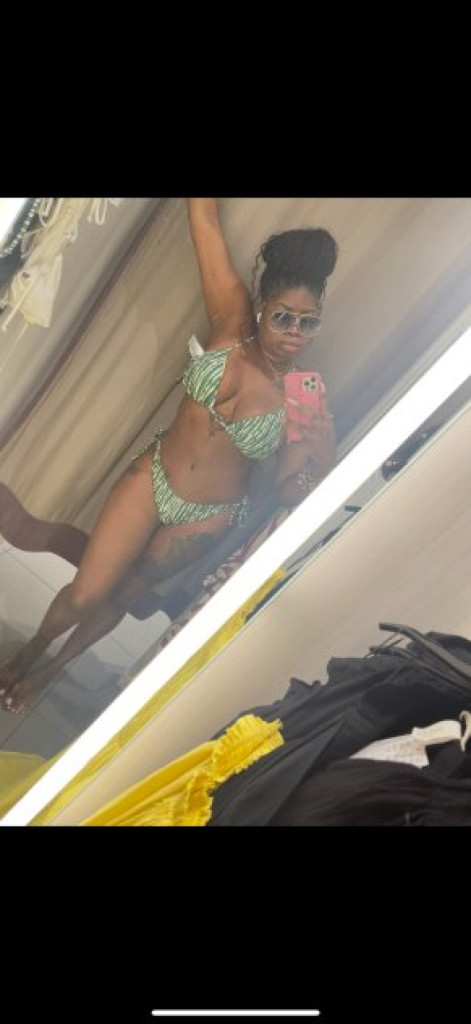 Kayla photo 1