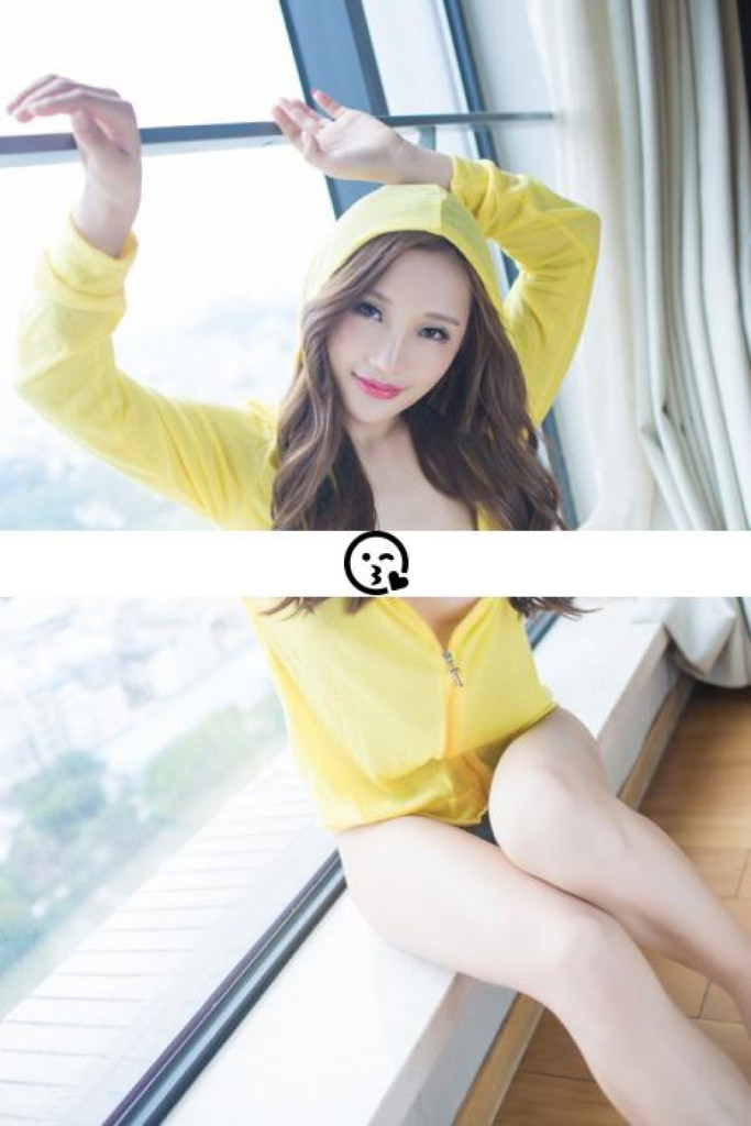 Carly Singapore photo 1