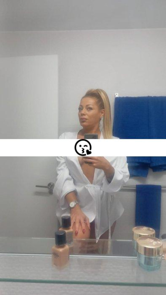 Carla photo 1