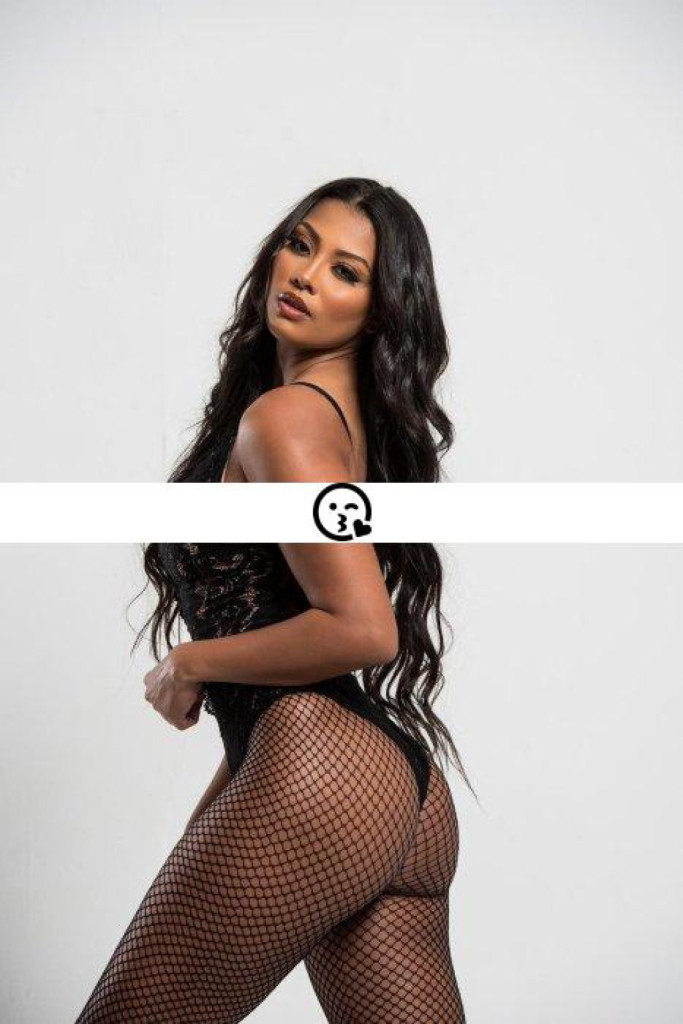 Luna Bacardi photo 1