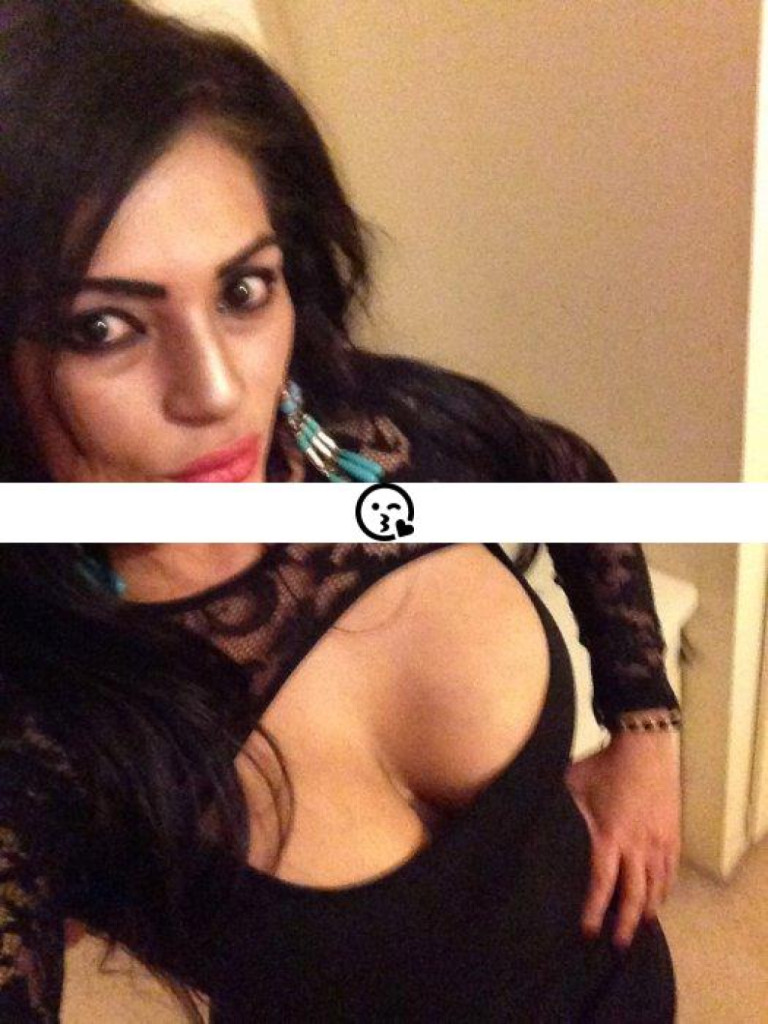 Bruna Satinni photo 1