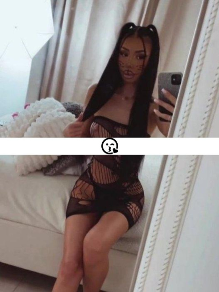 Zenny Ashley photo 1