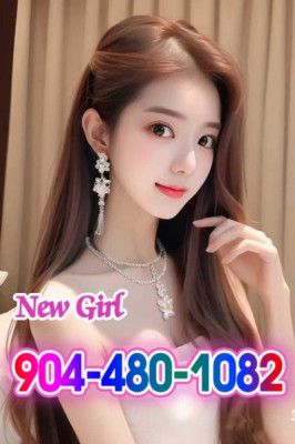 New girl listing photo