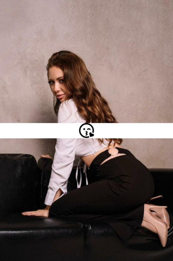 Alina photo 1