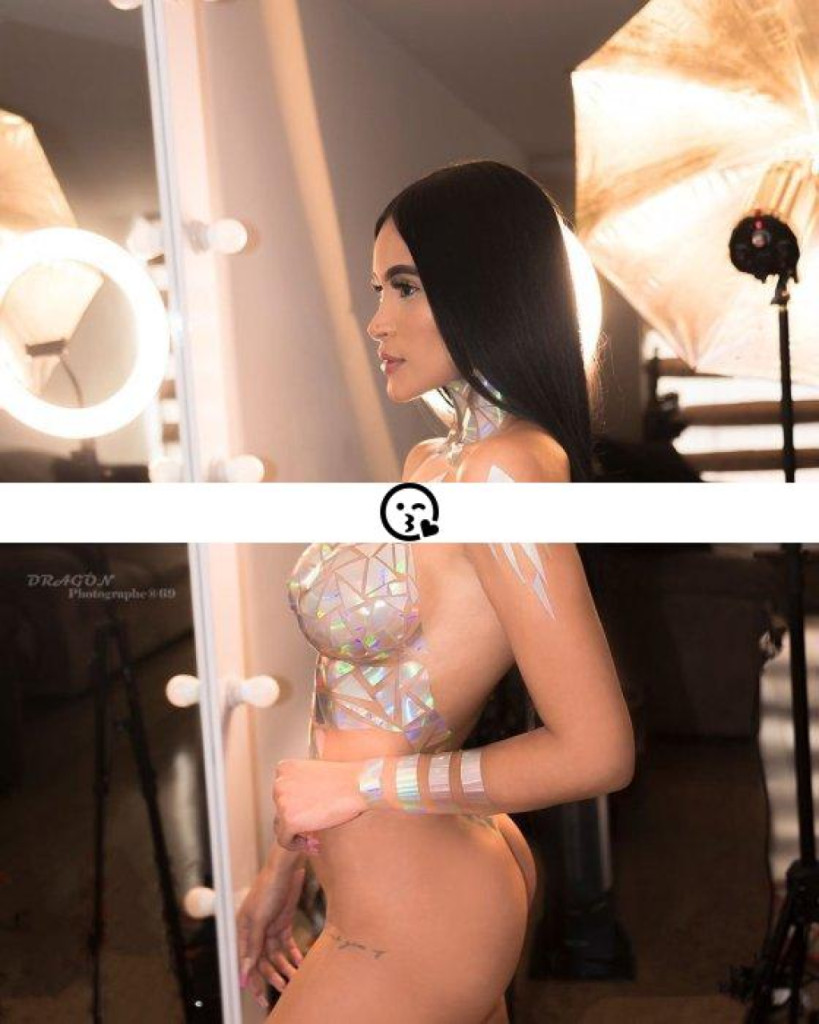 Mia photo 1