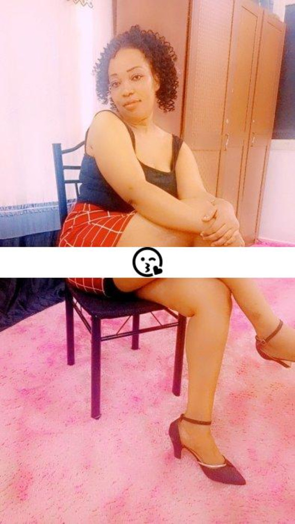 Leilah photo 1