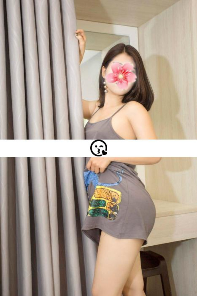 Tina photo 1