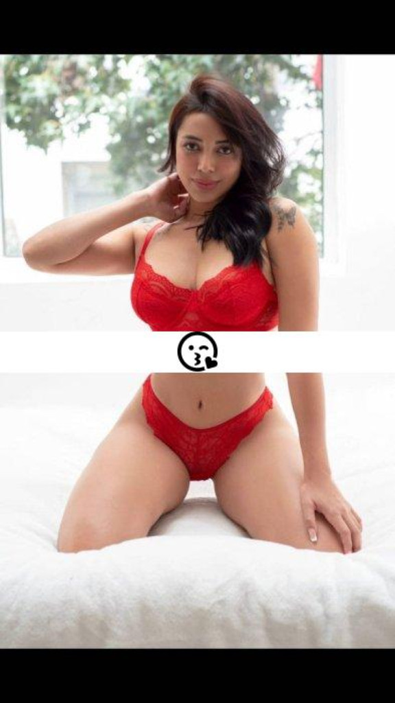 Daniela photo 1