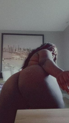 Im Ready to make you buss daddy🤤💦💦DEEP THROAT🤪🤤good PuSSy🥹🐱🥰 A