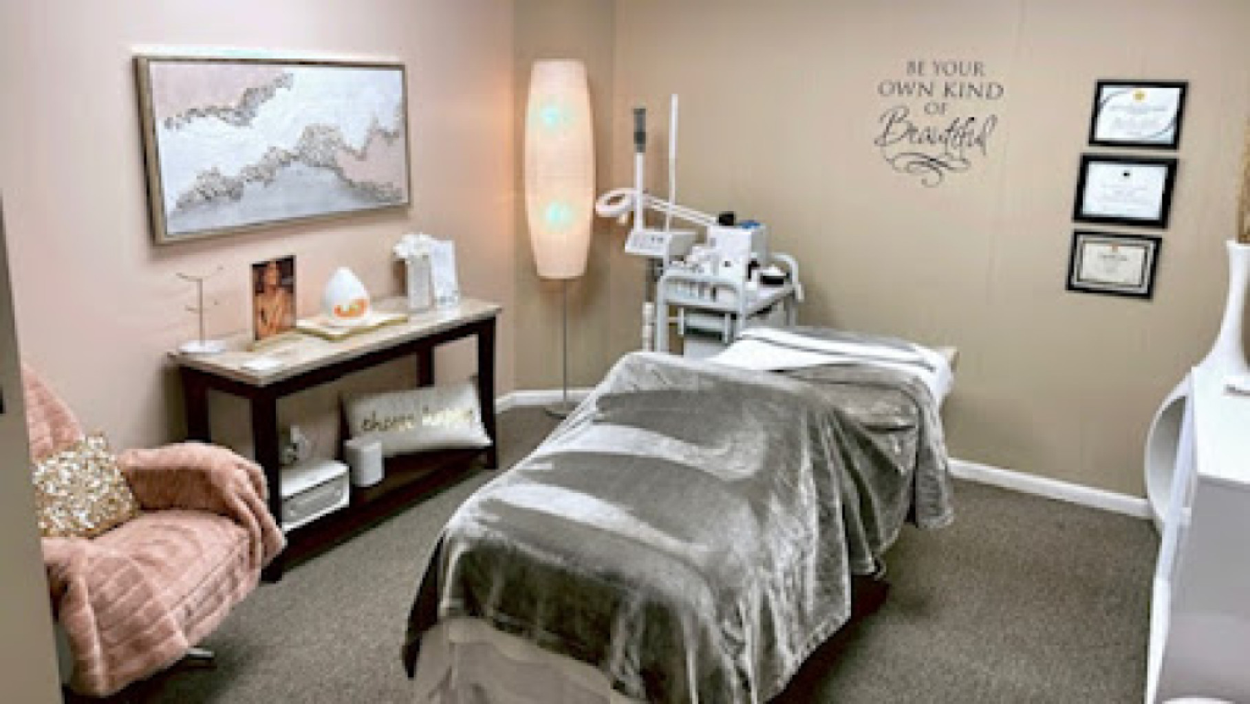 Downtown Smooth Spa photo 1
