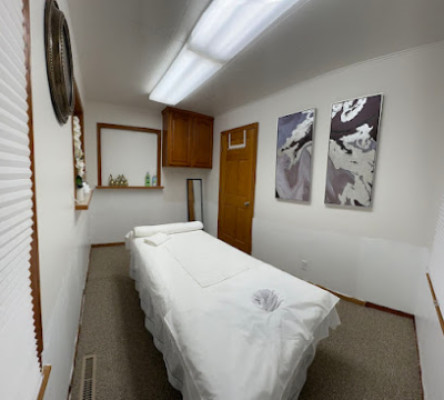 Golden Spa listing photo