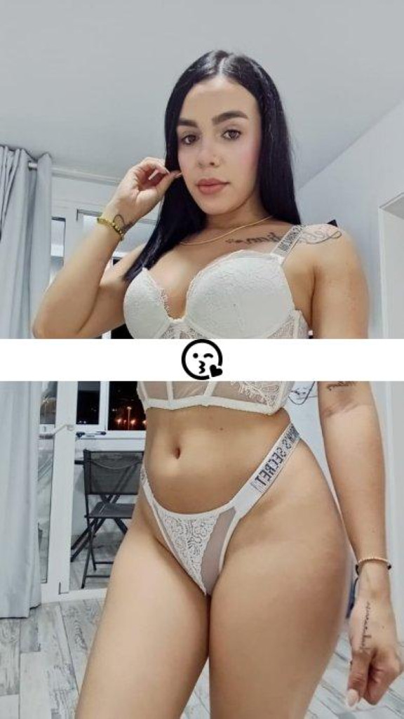 Daniela photo 1