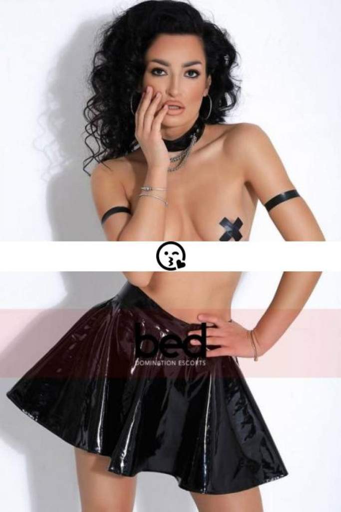 Mistress Selena photo 1