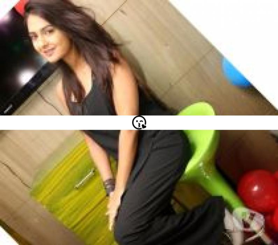 Anupriyafunclub photo 1