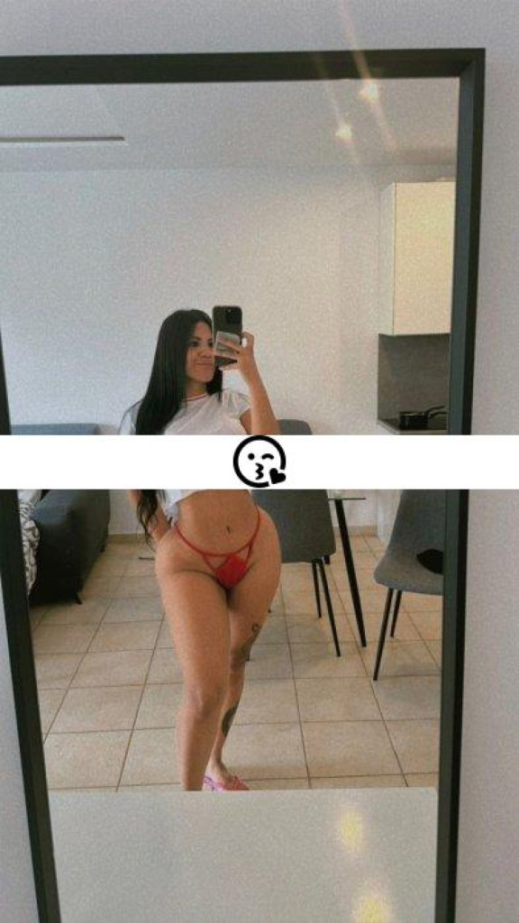 Mia photo 1